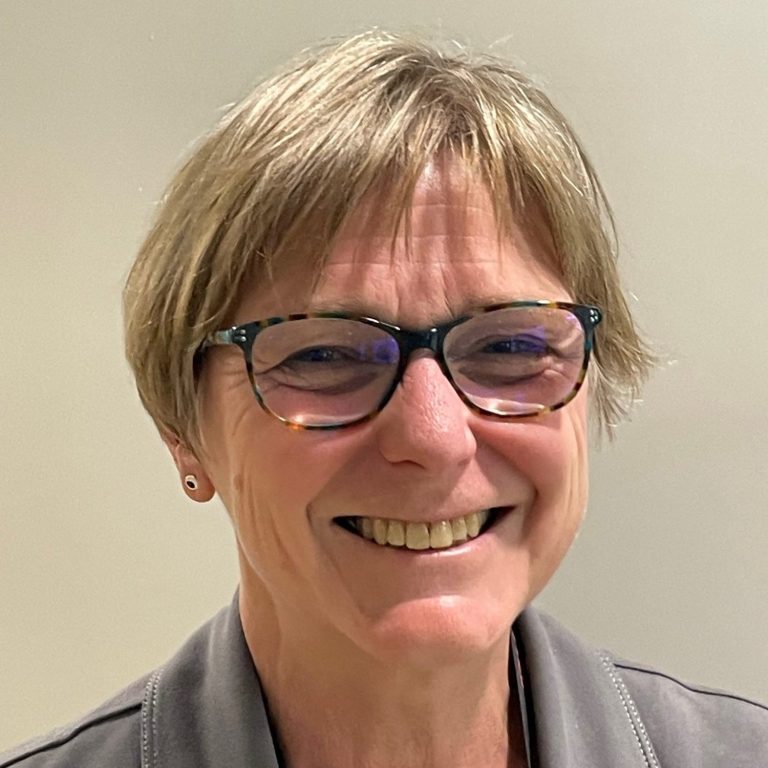 Headshot of Julie Swan.